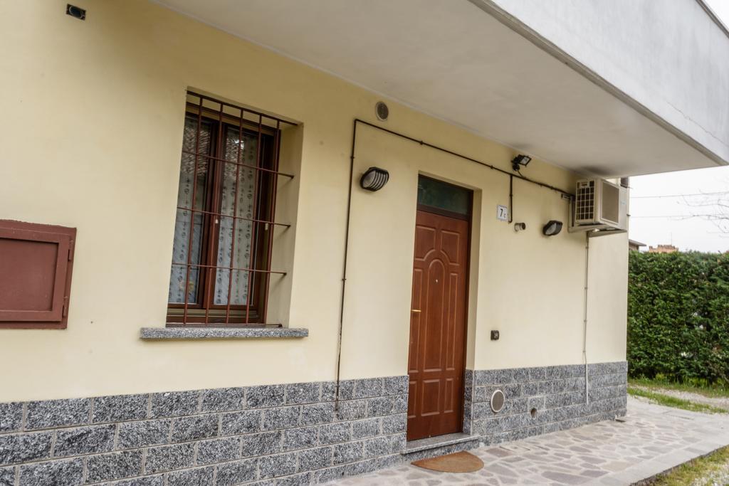 Bed And Breakfast Linate 페스키에라 보로메오 외부 사진