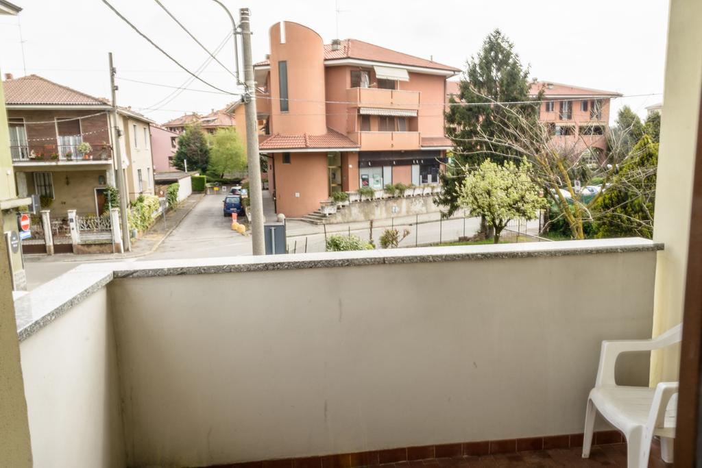 Bed And Breakfast Linate 페스키에라 보로메오 외부 사진