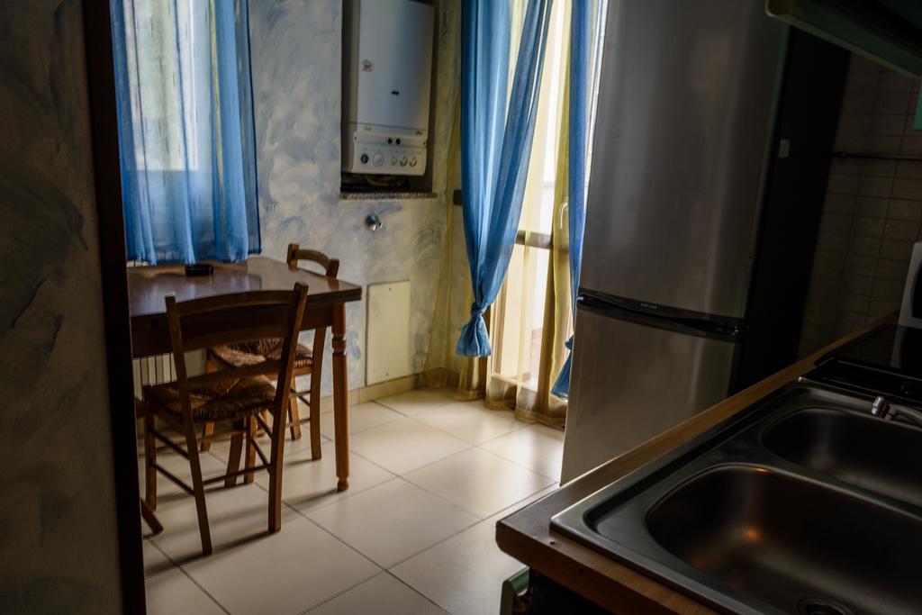 Bed And Breakfast Linate 페스키에라 보로메오 외부 사진