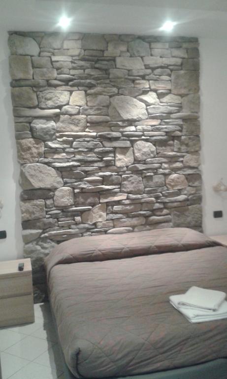 Bed And Breakfast Linate 페스키에라 보로메오 외부 사진
