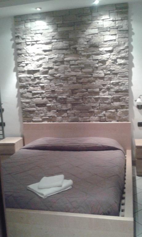Bed And Breakfast Linate 페스키에라 보로메오 외부 사진